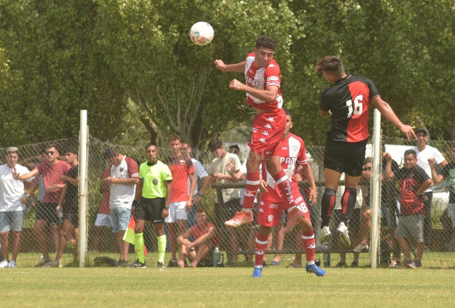 Con un gol al final del partido, Unión en reserva le ganó 1 a 0 a Colón.