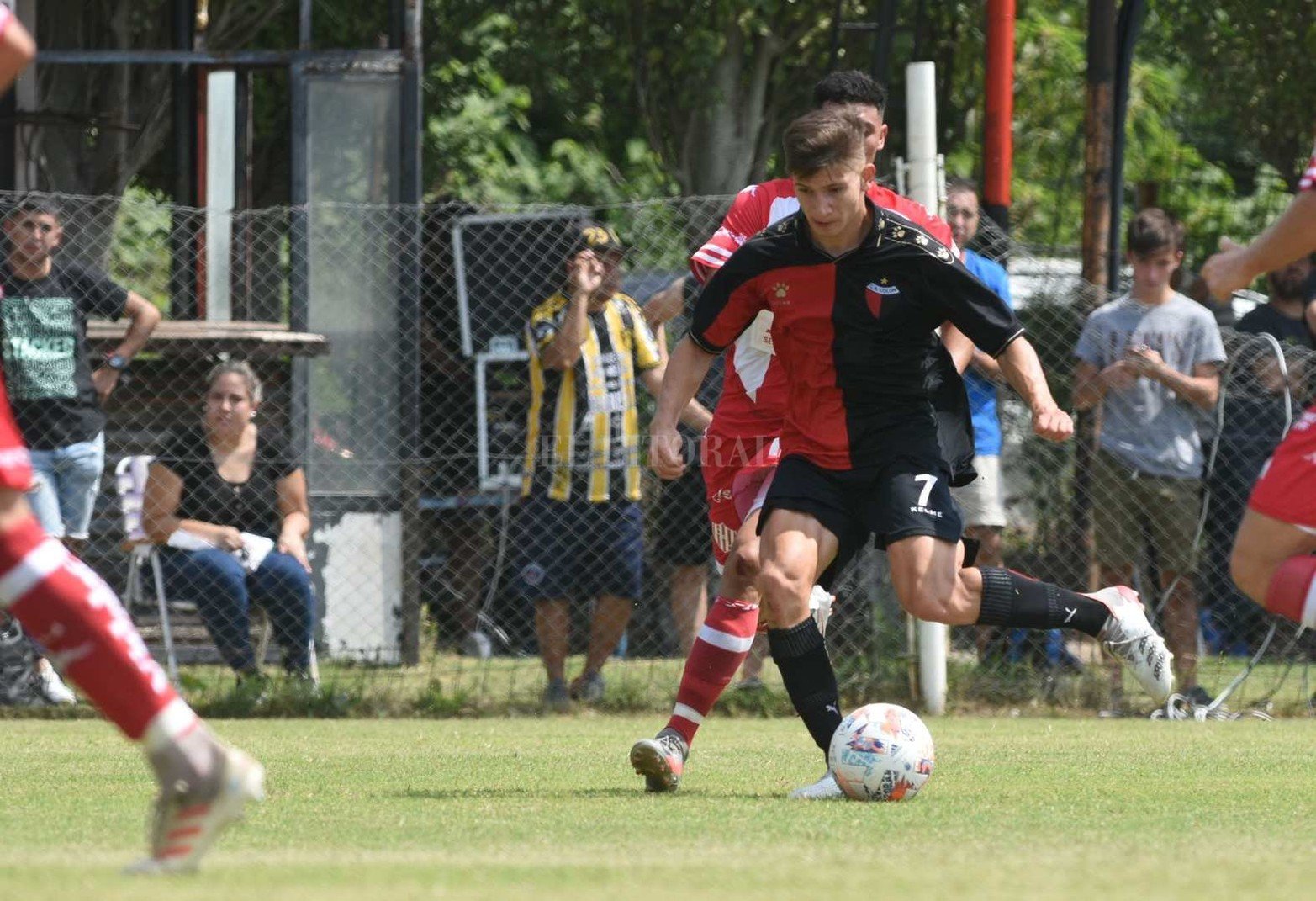 Con un gol al final del partido, Unión en reserva le ganó 1 a 0 a Colón.