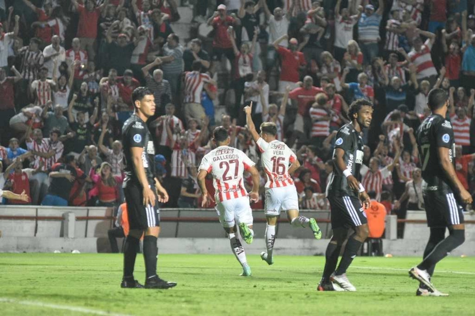 Copa sudamericana 2022 Unión-Junior de Barranquilla 
Primer gol de Federico Vera