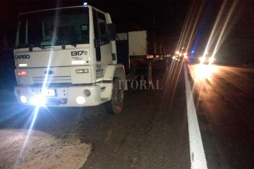 ELLITORAL_447089 |  Prensa URXV El accidente se produjo a las 2.20 de este miércoles, altura del km 95 de la autopista.