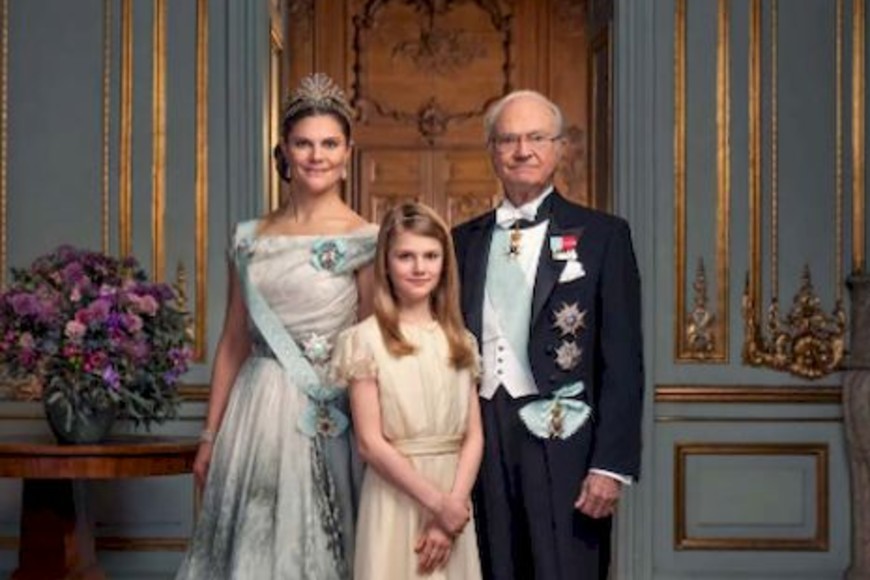 ELLITORAL_447676 |  Thron Ullberg La princesa Victoria, la princesa Estelle y el rey Carlos XVI Gustavo
