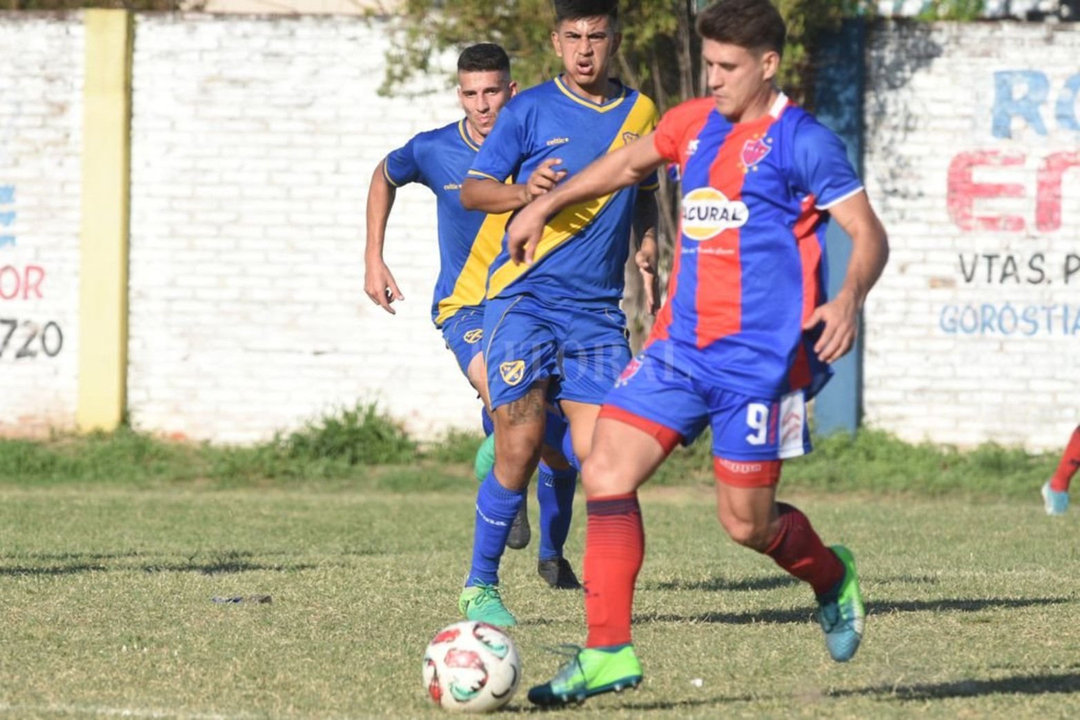 Sportivo Guadalupe recibió a La Perla en una nueva fecha de la primera división de la liga de fútbol de Santa Fe.