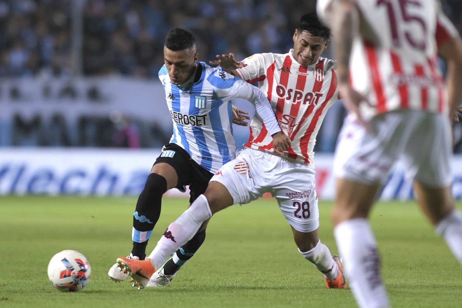 Unión perdió 1 a 0 frente al líder Racing de la zona A.