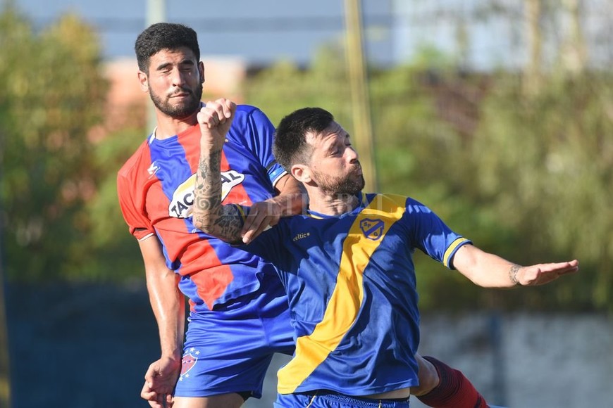 Futbol liguista: Las fotos de Sportivo Guadalupe vs. La Perla