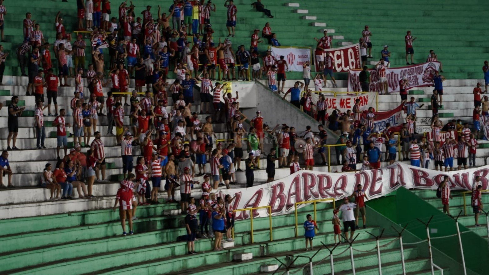 El tatengue se impuso por 3 a 1 en el estadio Ramón Aguilera Costas de la ciudad de Santa Cruz de la Sierra. Calderón, Peralta Bauer y Juárez fueron los autores de los goles.