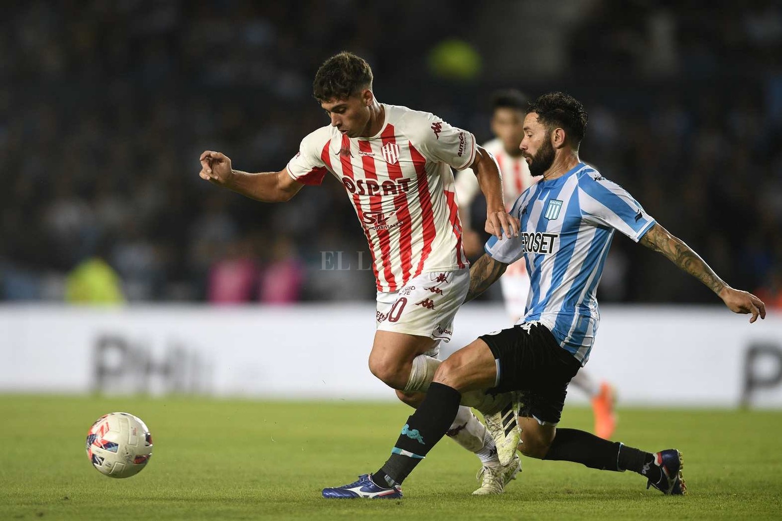 Unión perdió 1 a 0 frente al líder Racing de la zona A.