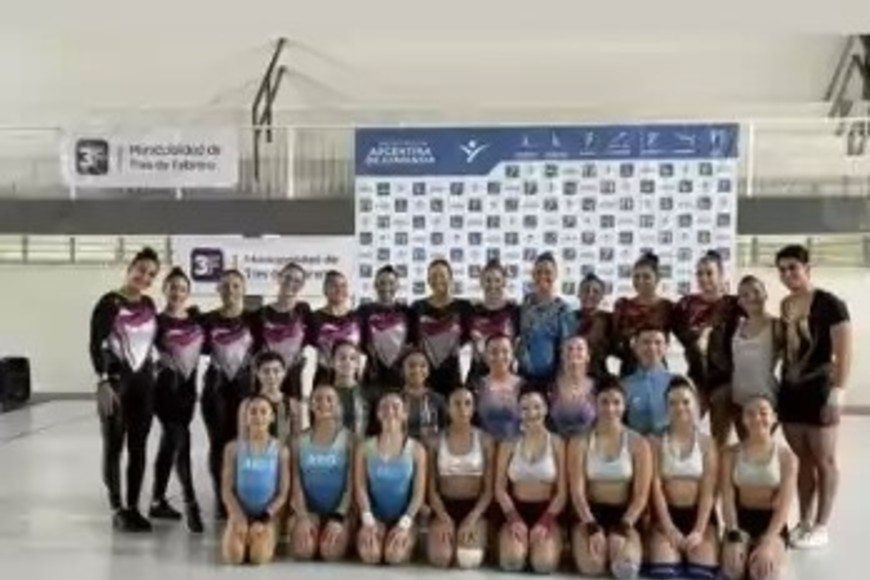 Santi Maratea ayuda a la Selección Argentina de gimnasia aeróbica a viajar al Mundial en Portugal.