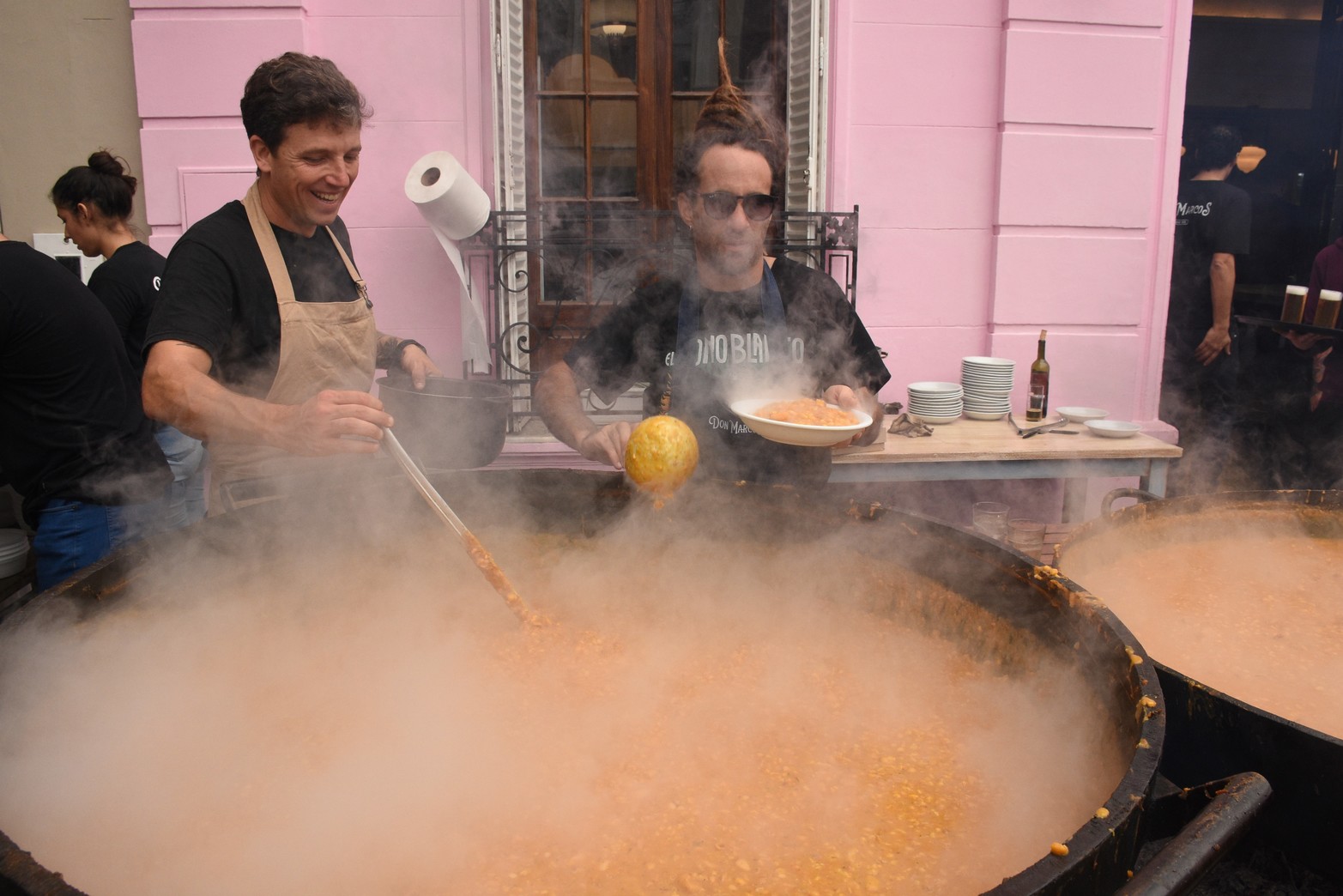 El locro es un plato tradicional para las fechas patrias.