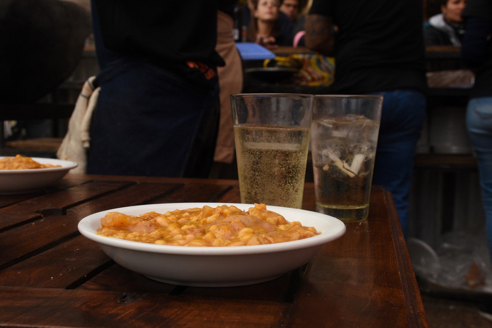 El locro es un plato tradicional para las fechas patrias.