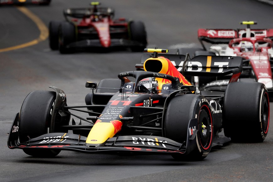 Formula One F1 - Monaco Grand Prix - Circuit de Monaco, Monte Carlo, Monaco - May 29, 2022
Red Bull's Sergio Perez in action during the race REUTERS/Benoit Tessier