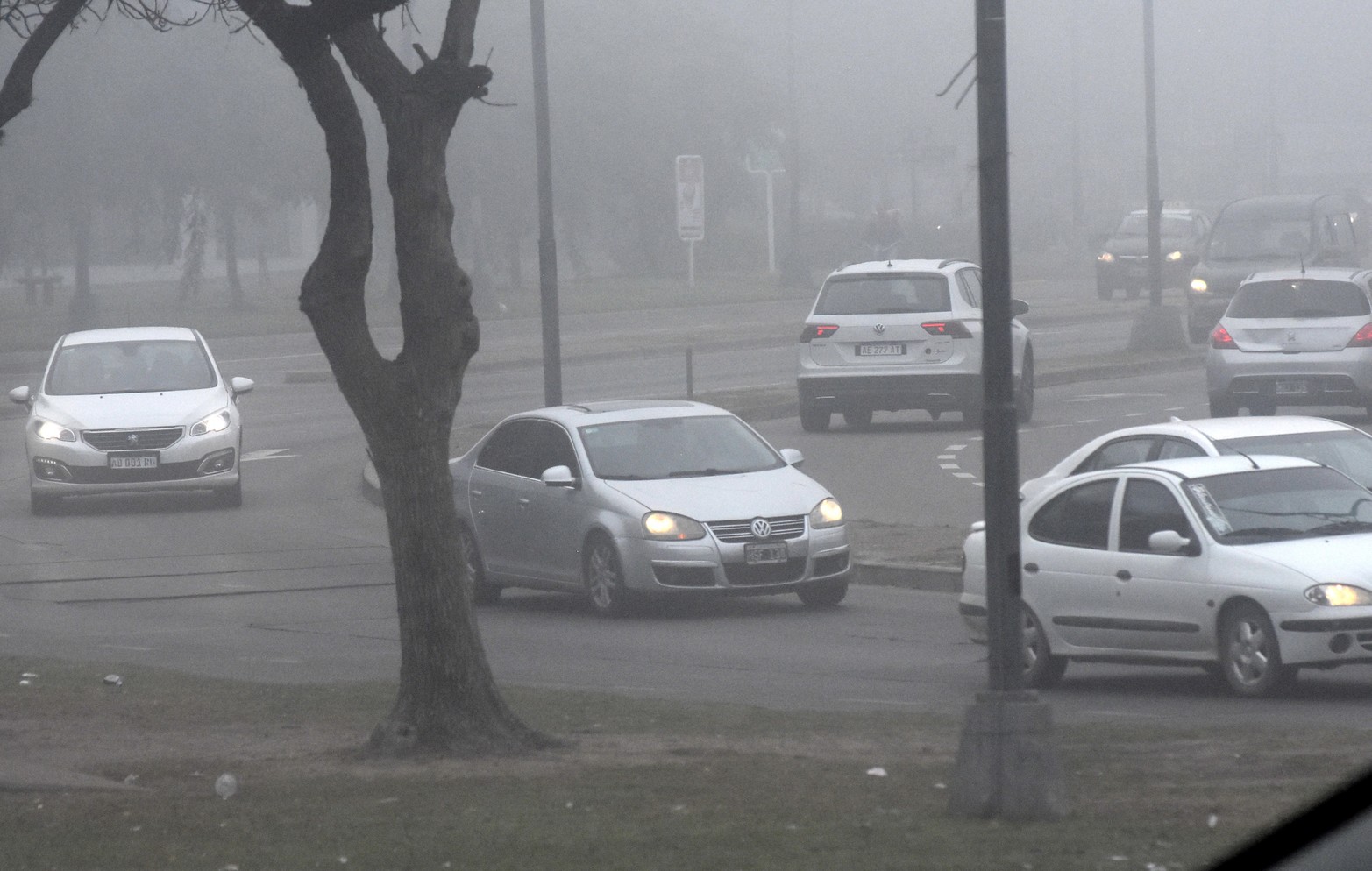 Visibilidad reducida por neblina en Santa Fe y la región.Foto Flavio Raina