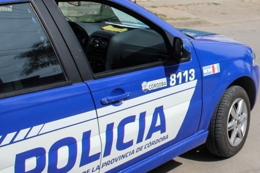 Un policía bajó al cajero y le robaron el patrullero con el arma adentro -  El Litoral