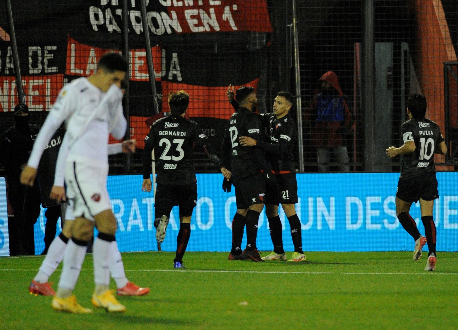 Colón perdió con Patronato en los penales y quedó eliminado de la Copa Argentina.