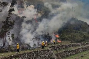 Autoridades se encuentran en la zona para atender la emergencia