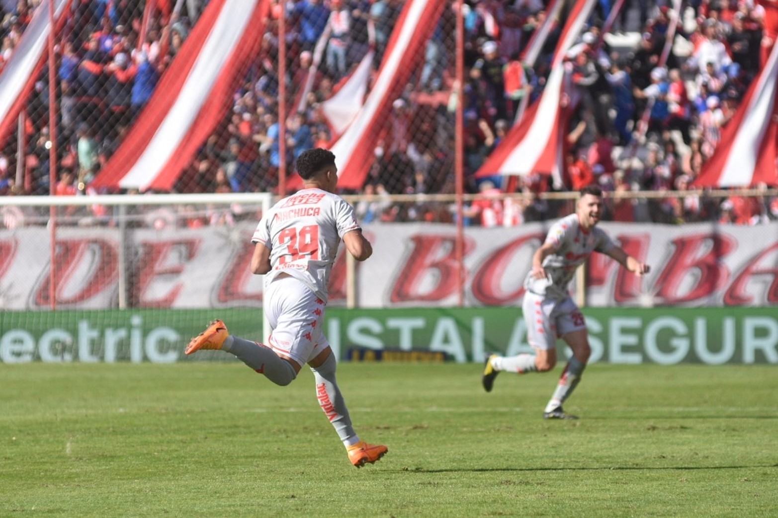 Unión Lanús gol Machuca .foto Pablo Aguirre