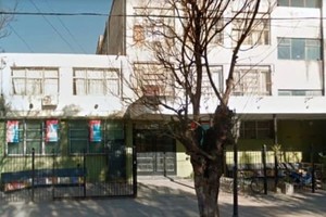 Tras salir de la escuela, la joven atacó a su compañera.