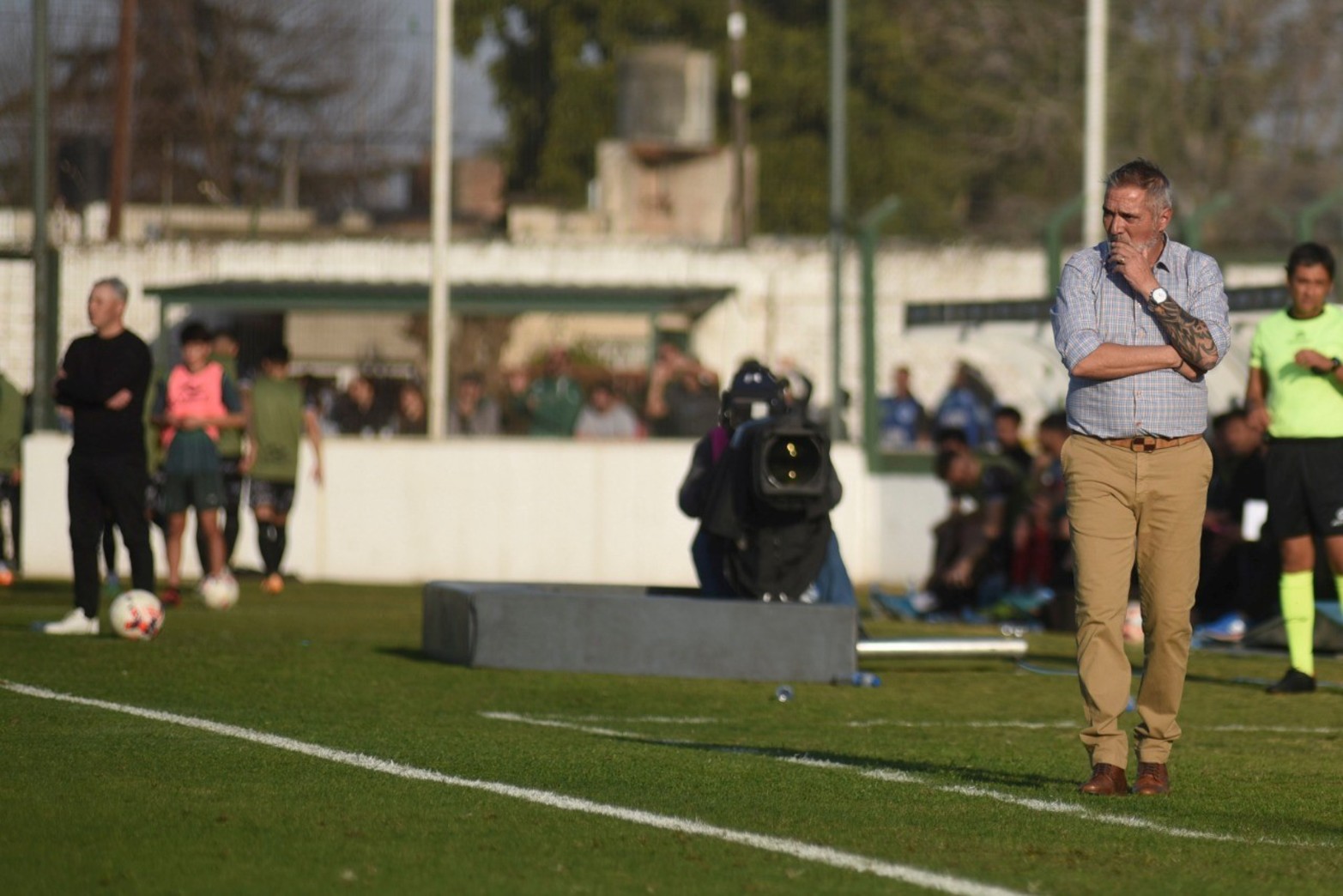 Colón ganó 3 a 1 a Sarmiento en Junín y consiguió su primera victoria en el torneo de visitante.