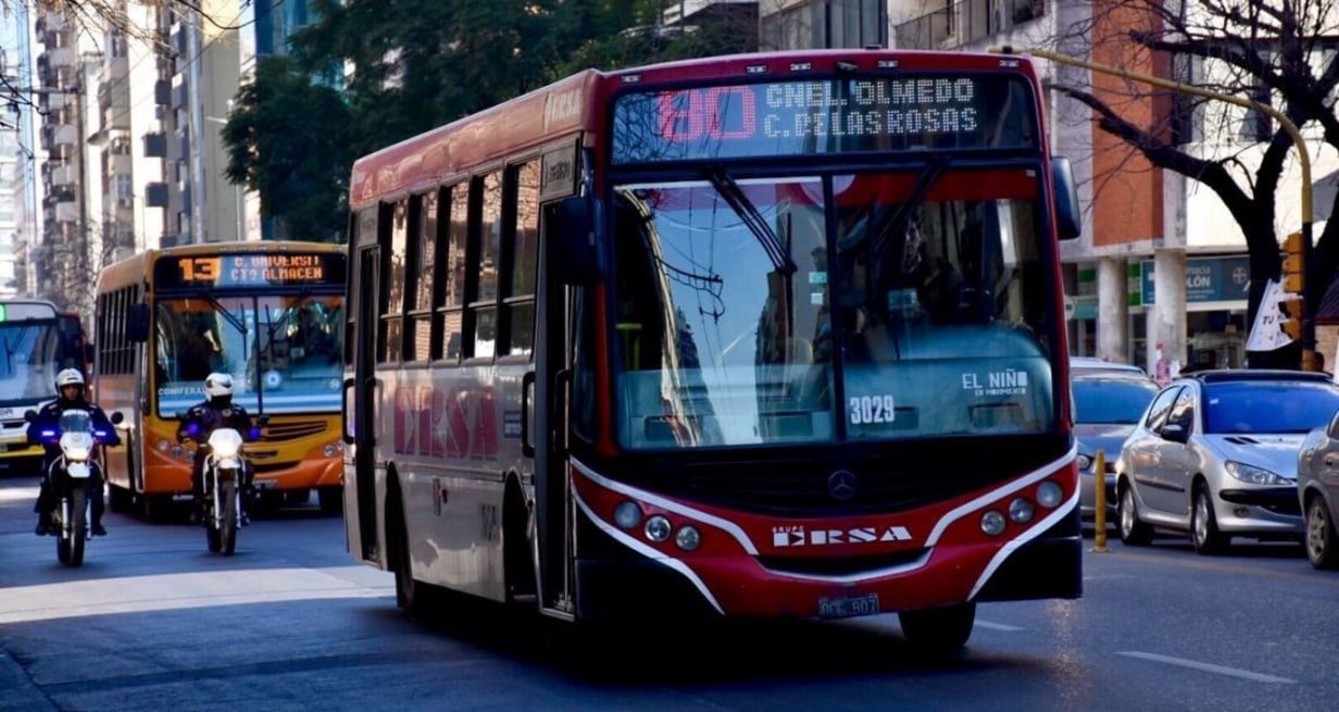 Córdoba: detuvieron a un hombre por manosear a una adolescente en el  colectivo - El Litoral