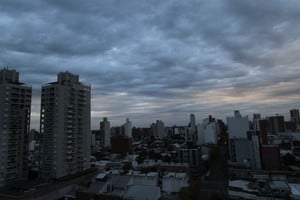 Las temperaturas comenzarán a subir hasta el jueves, que tendrá probabilidad de lluvias. Crédito:  Archivo El Litoral / Mauricio Garín