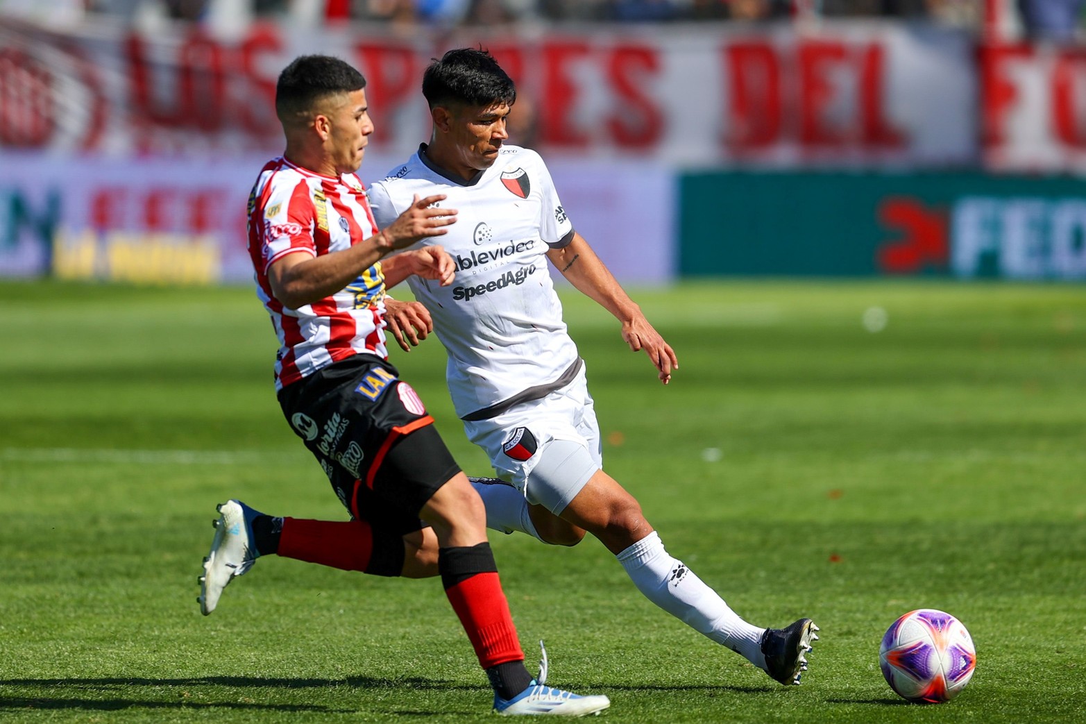 Colón cayó por 1 a 0 ante Barracas Central. El "Sabalero" jugó mal y dejó una imagen preocupante.