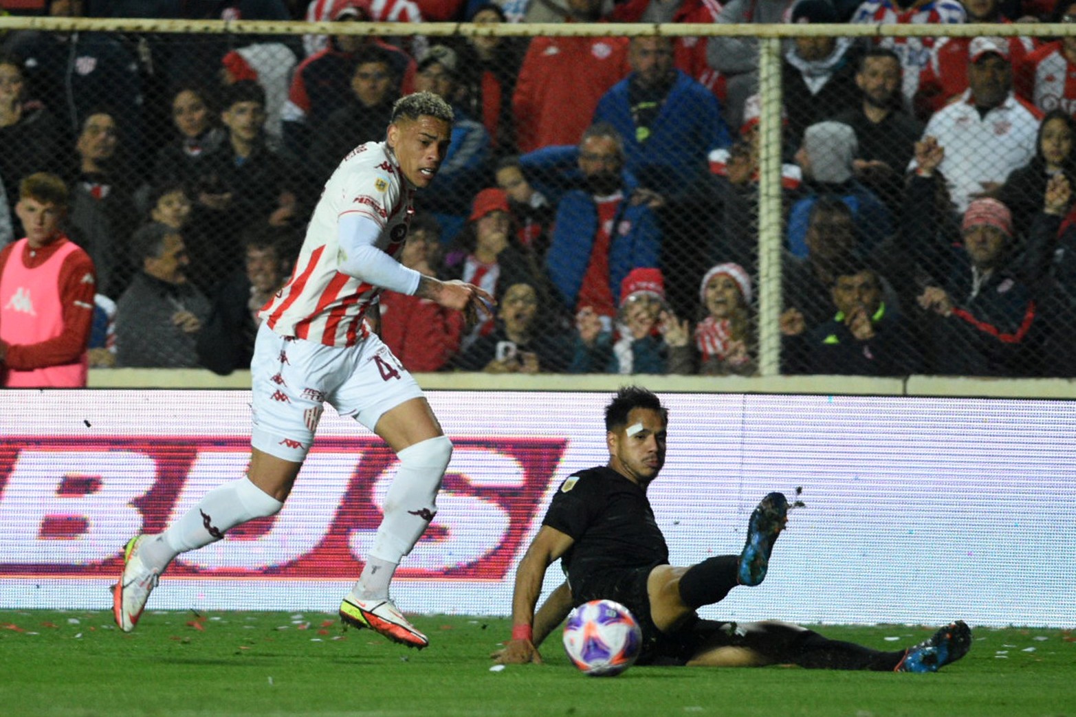 Fue por 1 a 0 en el estadio 15 de Abril. El único gol del partido fue convertido por Lucas Romero en el inicio del segundo tiempo.