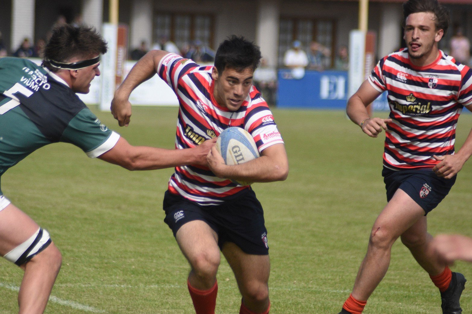 Santa Fe Rugby ganó y está en los cuartos de final del Torneo del Interior
El equipo de Sauce Viejo derrotó a Tucumán Rugby por 38 a 32. Foto Luis Cetraro