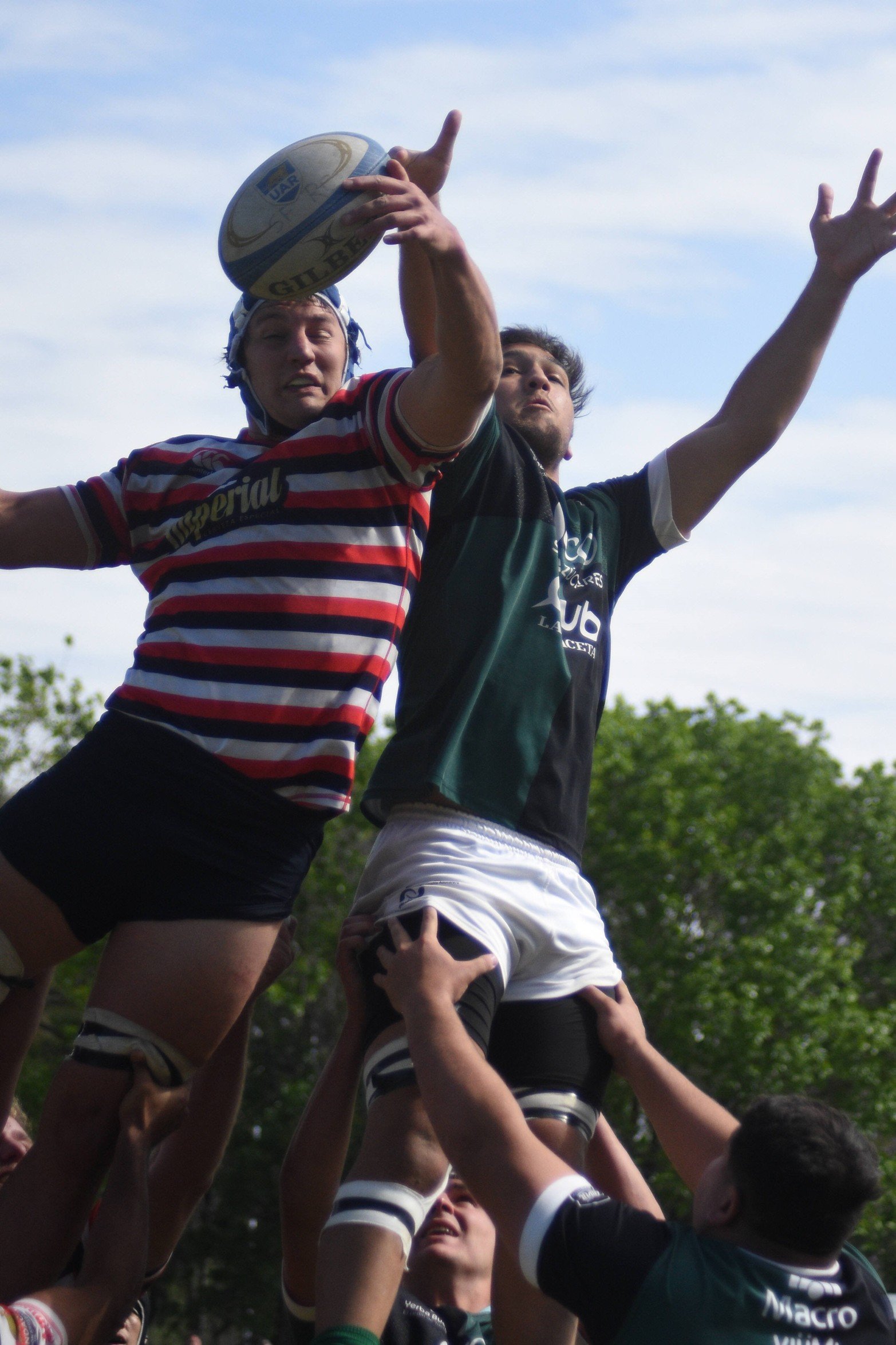 Santa Fe Rugby ganó y está en los cuartos de final del Torneo del Interior
El equipo de Sauce Viejo derrotó a Tucumán Rugby por 38 a 32. Foto Luis Cetraro