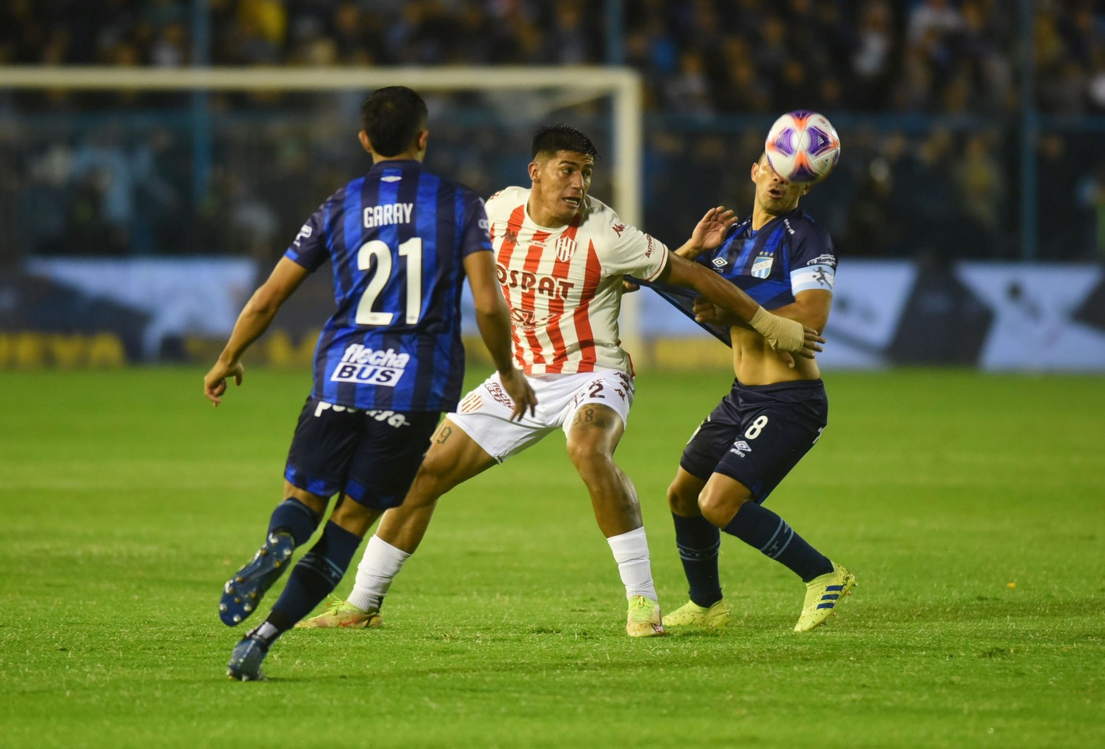 Unión empató 1 a 1 frente a Atlético Tucumán. 