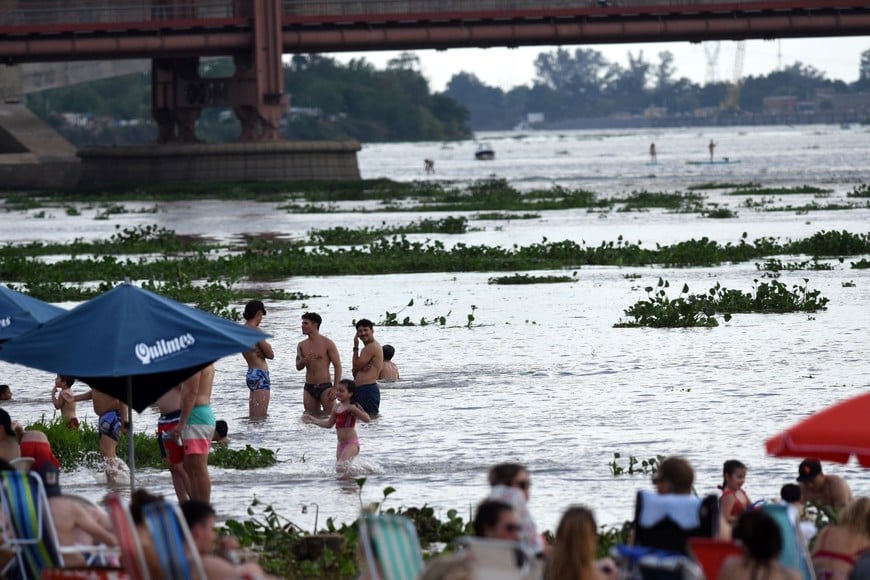 En imágenes: el calor sorprende en la ciudad