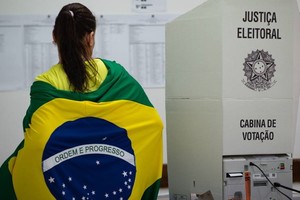 A las 7 horas de este domingo cerraron las votaciones en Brasil