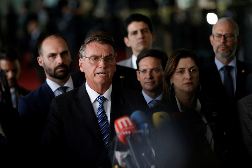 Brazil's President Jair Bolsonaro gives a press statement at the Alvorada Palace in Brasilia, Brazil November 1, 2022. REUTERS/Adriano Machado