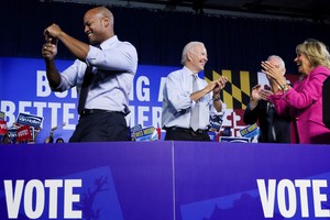 U.S. President Joe Biden, first lady Jill Biden, Democratic nominee for Maryland Governor Wes Moore and U.S. Senator Chris Van Hollen react onstage during a rally at Bowie State University in Bowie, Maryland, U.S., November 7, 2022. REUTERS/Leah Millis