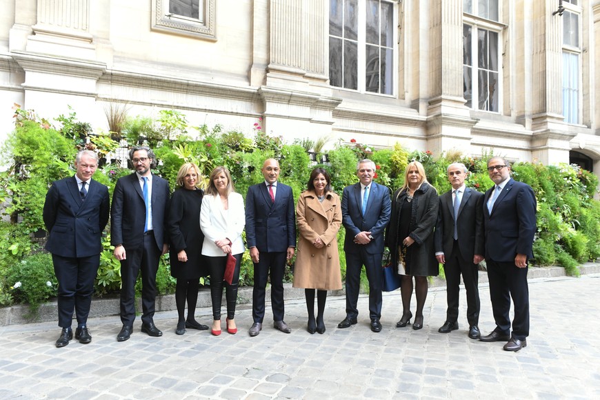 El Presidente se reunió con la alcaldesa de París, Anne Hidalgo.