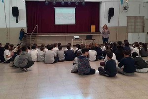 “El objetivo primordial de este tipo de actividades es continuar generando conciencia ambiental en nuestros niños, apelando al efecto multiplicador en el entorno familiar que estos poseen”, manifestaron autoridades municipales. Foto: Municipalidad