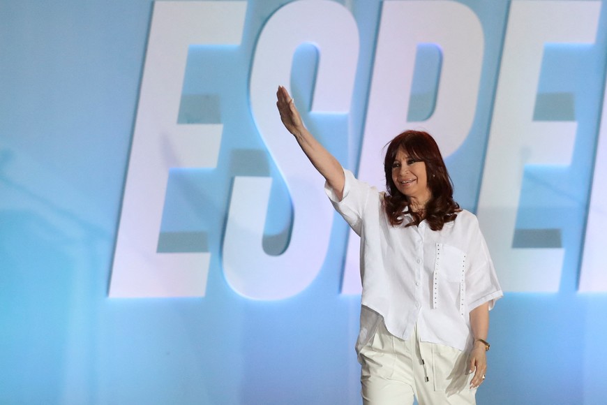 Argentina's Vice President Cristina Fernandez de Kirchner waves as she attends a party rally inside the Diego Maradona stadium, in La Plata, on the outskirts of Buenos Aires, Argentina November 17, 2022. REUTERS/Agustin Marcarian