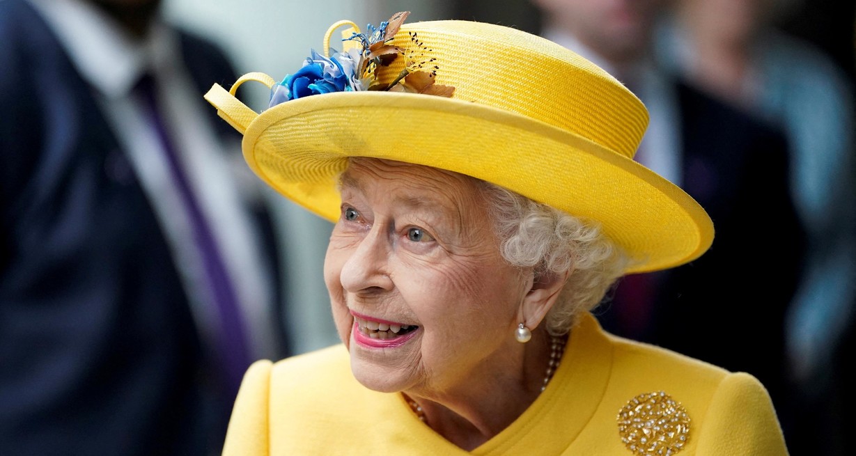 Una nueva biografía de Isabel II revela la causa de la muerte de la reina:  mieloma - El Litoral