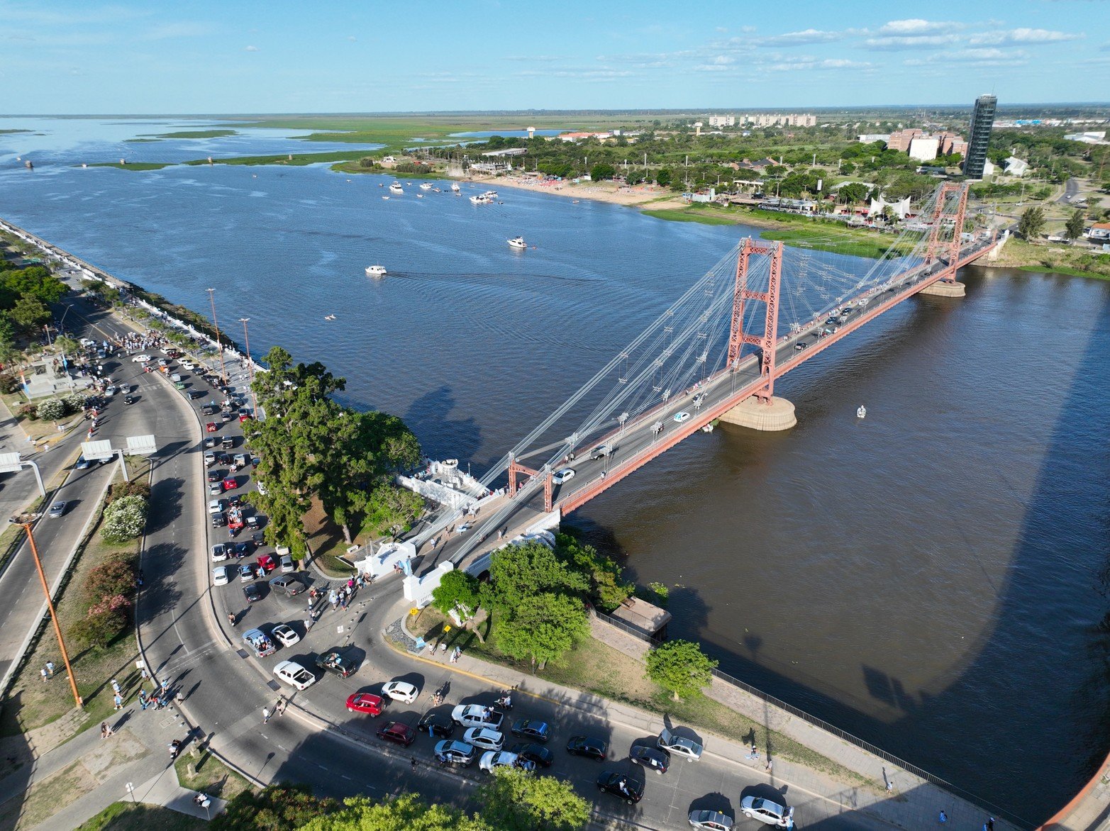 Desde el drono así se vivió los festejos en la zona de la Costanera oeste