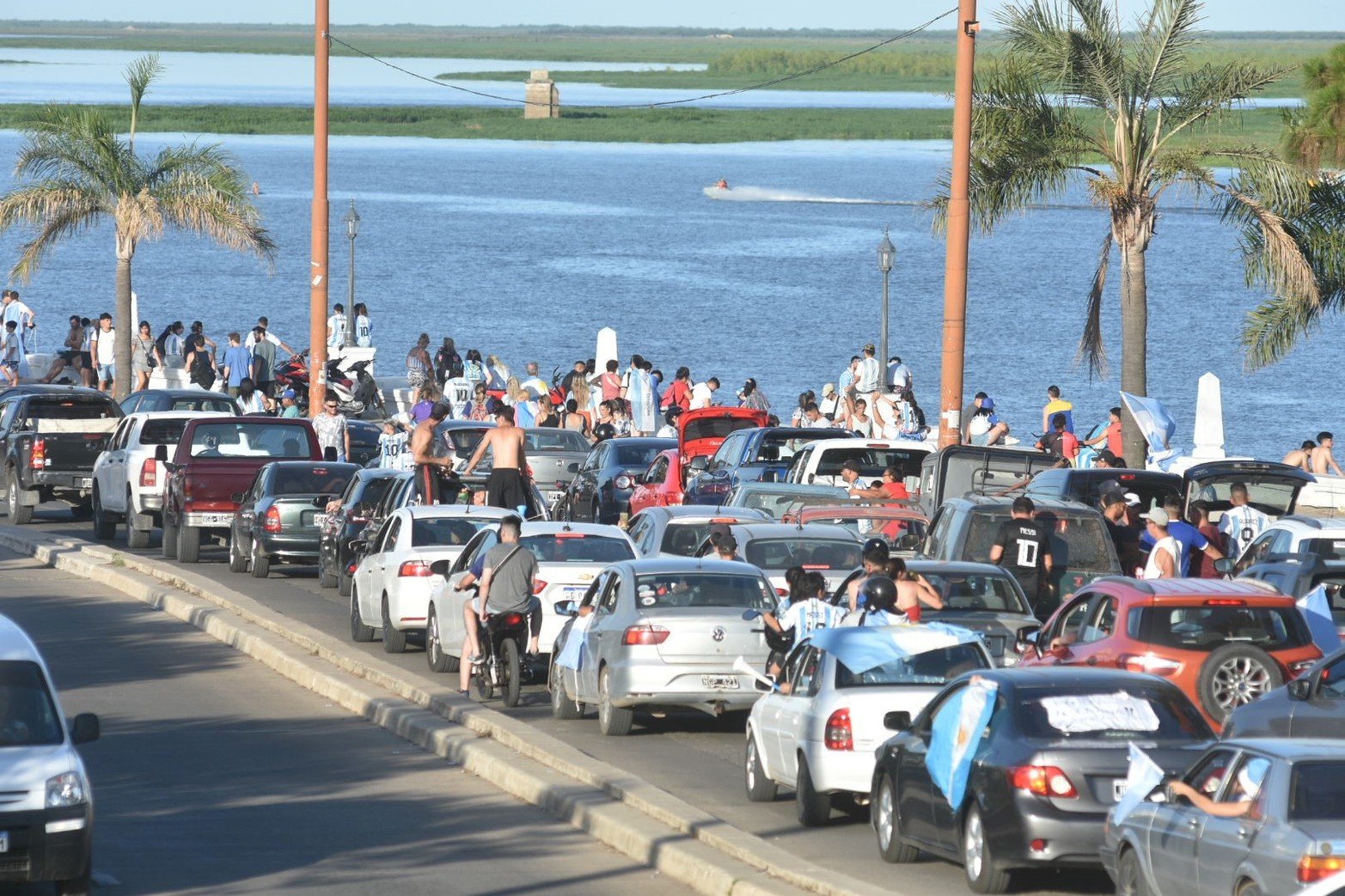 Los festejos en la costanera oeste, Argentina logró salir campeona del mundo en fútbol.