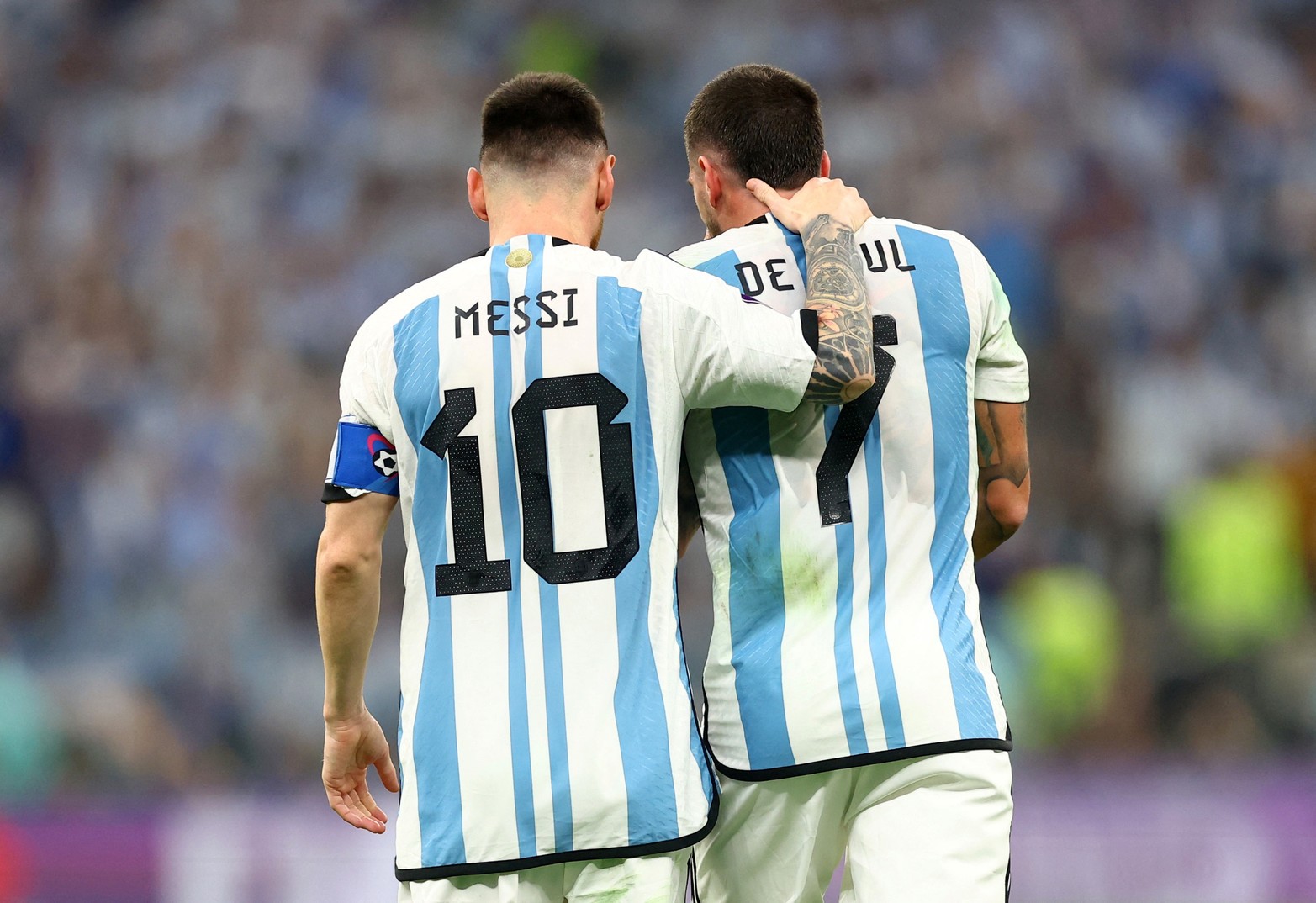 Los goles y los festejos de los dos primeros goles ( Messi y Di María) de Argentina en el partido frente a Francia en la final de la Copa de Mundo.