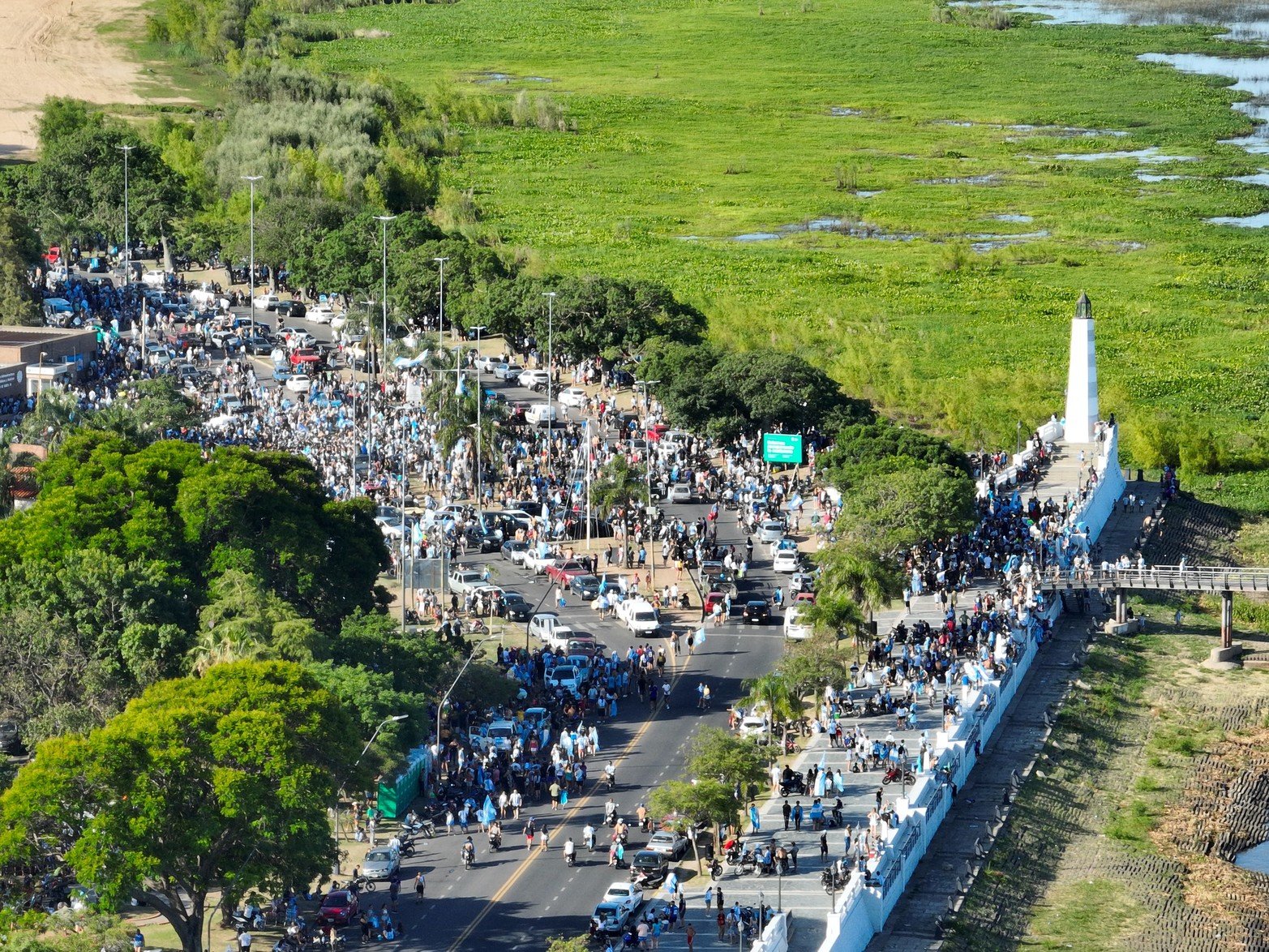 Desde el drono así se vivió los festejos en la zona de la Costanera oeste