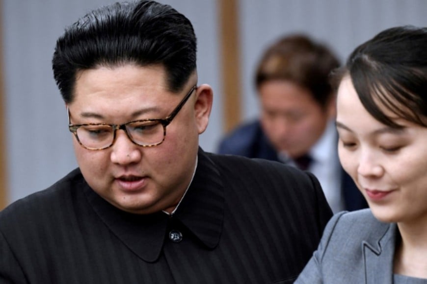 Kim Jong-Un y su hermana Kim Yo-jong, clave en la diplomacia del país. Crédito: KCNA
