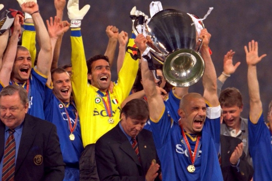 En 1996 levantó la Copa de Campeones de la UEFA con Juventus. Crédito: Reuters