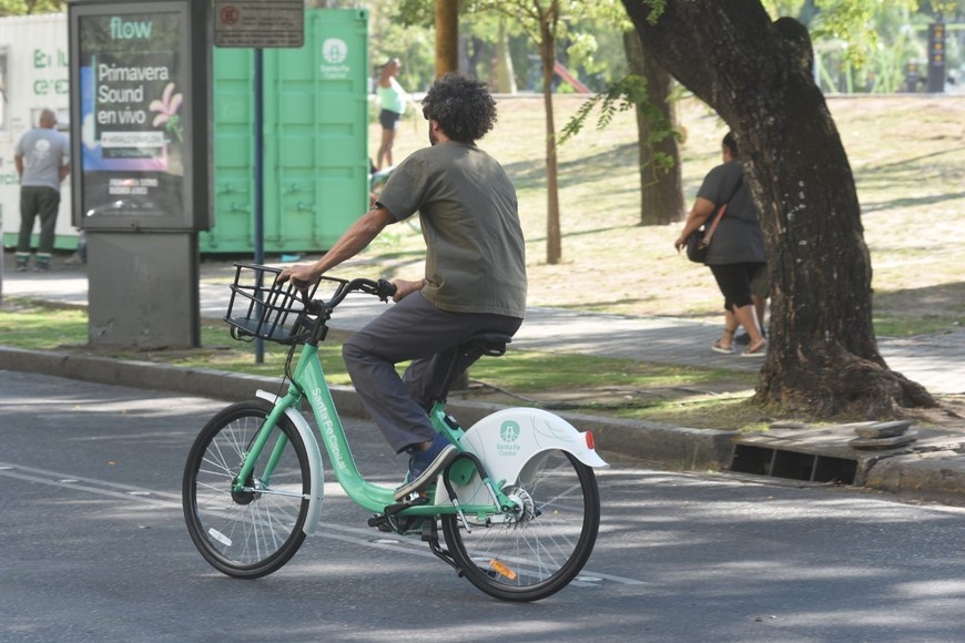 Las nuevas bicicletas públicas. Mauricio Garín.