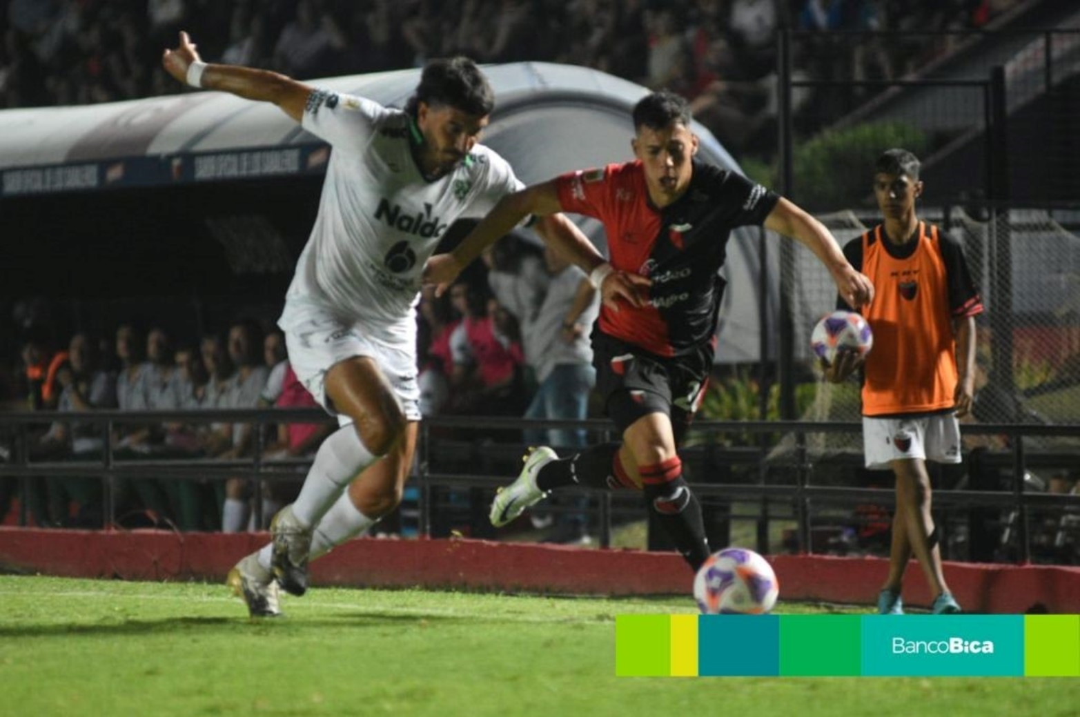 Colón cayó 2 a 0 ante Sarmiento de Junín.