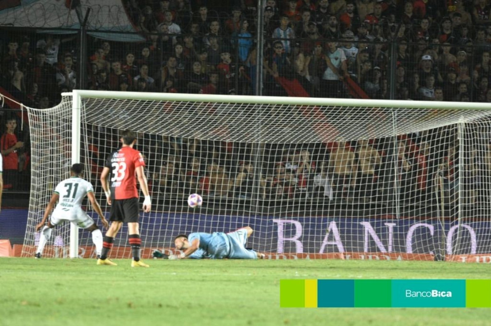 Colón cayó 2 a 0 ante Sarmiento de Junín.