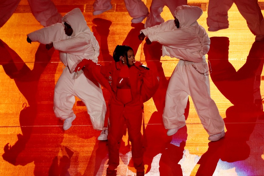 Football - NFL - Super Bowl LVII - Half-Time Show - State Farm Stadium, Glendale, Arizona, United States - February 12, 2023
Rihanna performs during the halftime show REUTERS/Brendan Mcdermid