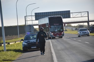 Los ataques a automovilistas siguen ocurriendo en la autopista. Crédito: El Litoral