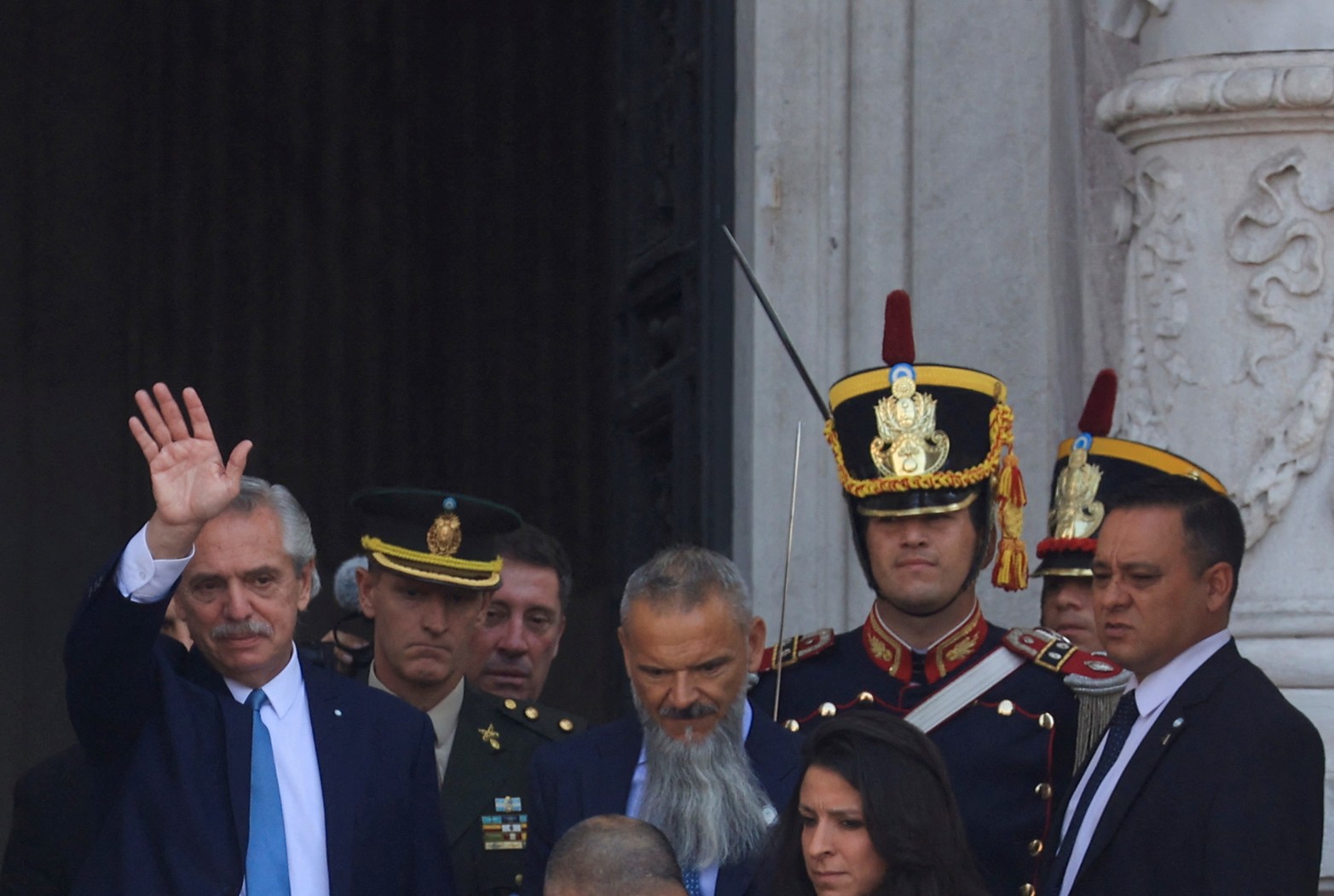 El presidente Fernández al salir del Congreso. Crédito: Reuters. 