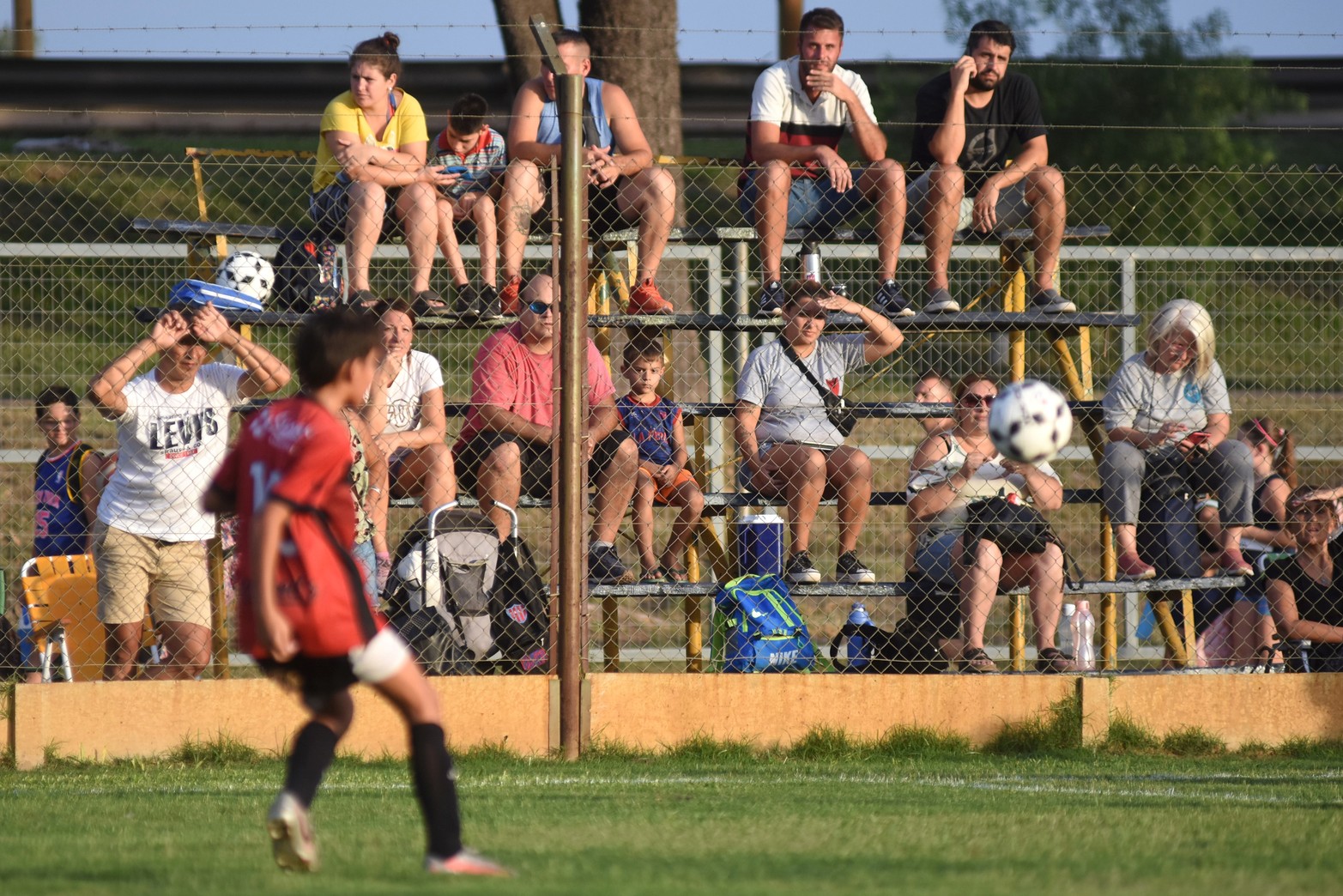 Se puso en marcha el torneo Tiburoncito de fútbol infantil que organiza El Quillá y que se desarrolla en las instalaciones que la institución posee en el Parque del Sur.