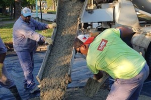 En un período de 15 días la cuadrilla municipal completó la ejecución de dos cuadras: Falucho, entre Aristóbulo del Valle y Balcarce; y Aristóbulo del Valle entre Falucho y Macia.